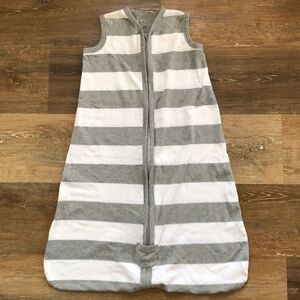 Burt’s Bee Baby sleep sack